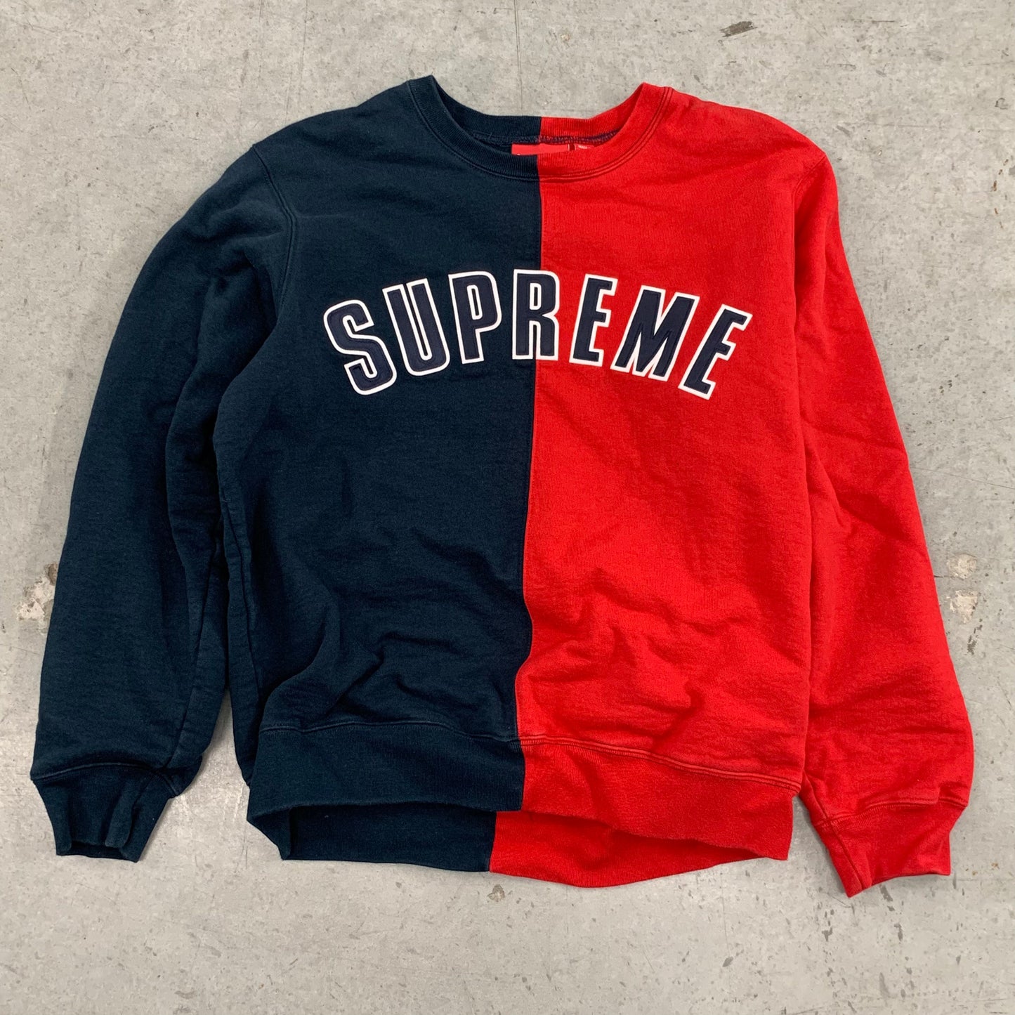 Supreme Sweatshirt