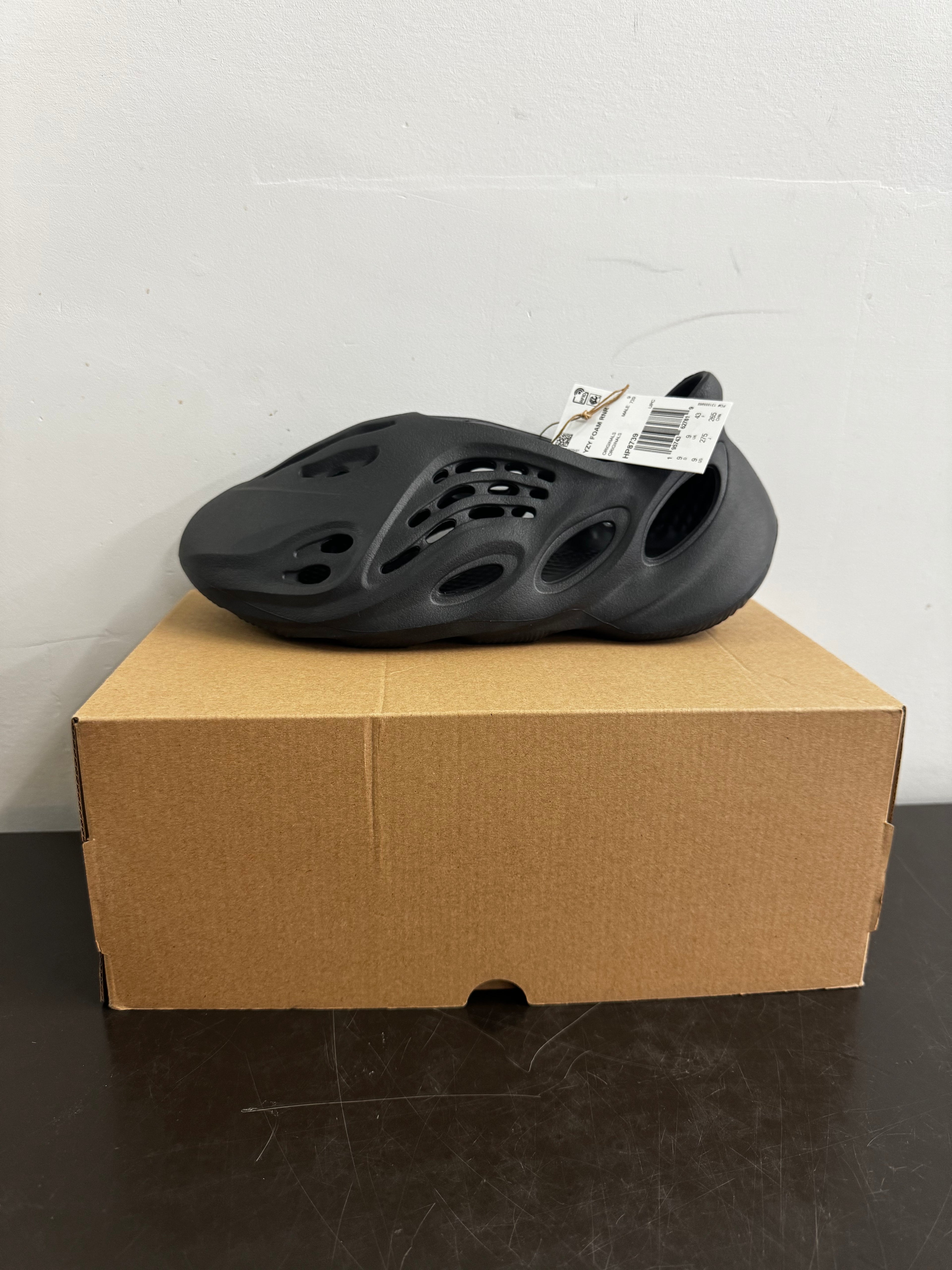 Yeezy Foam RNNR (9)