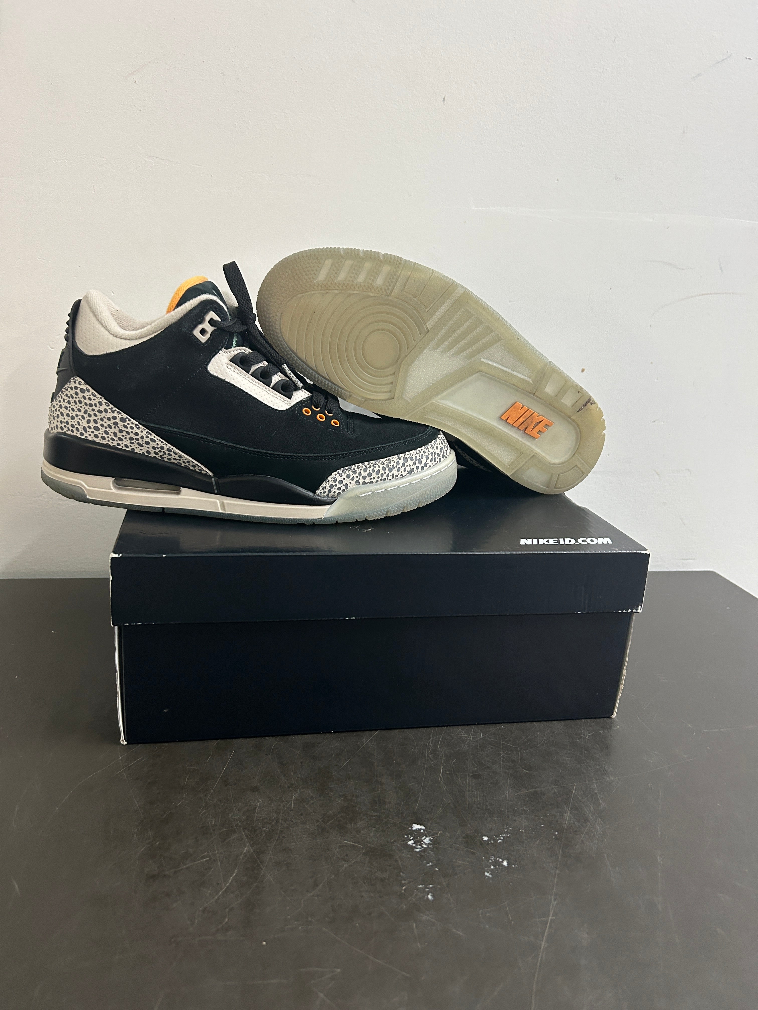 Air Jordan 3 “atmos” (8.5)