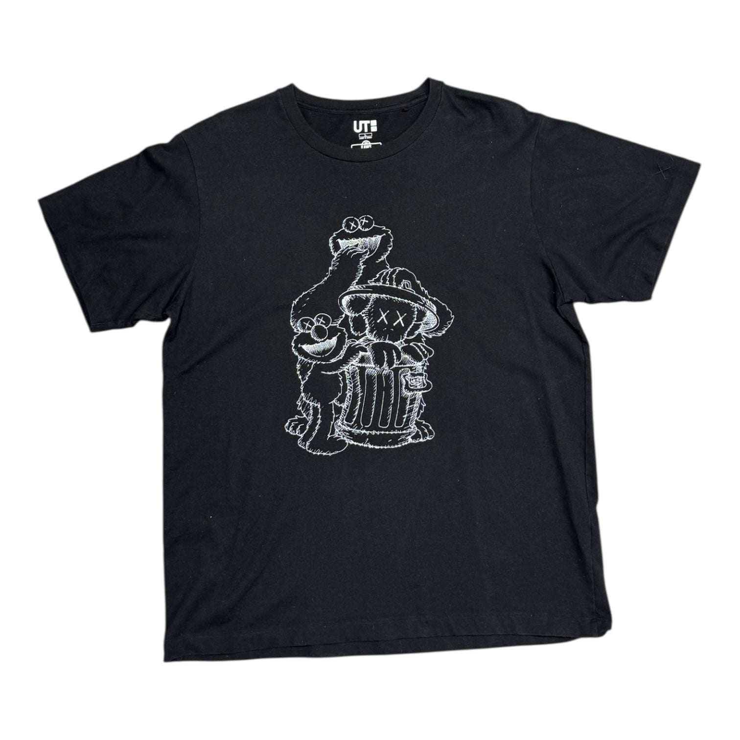Kaws x Sesame Street Uniqlo Black Tee