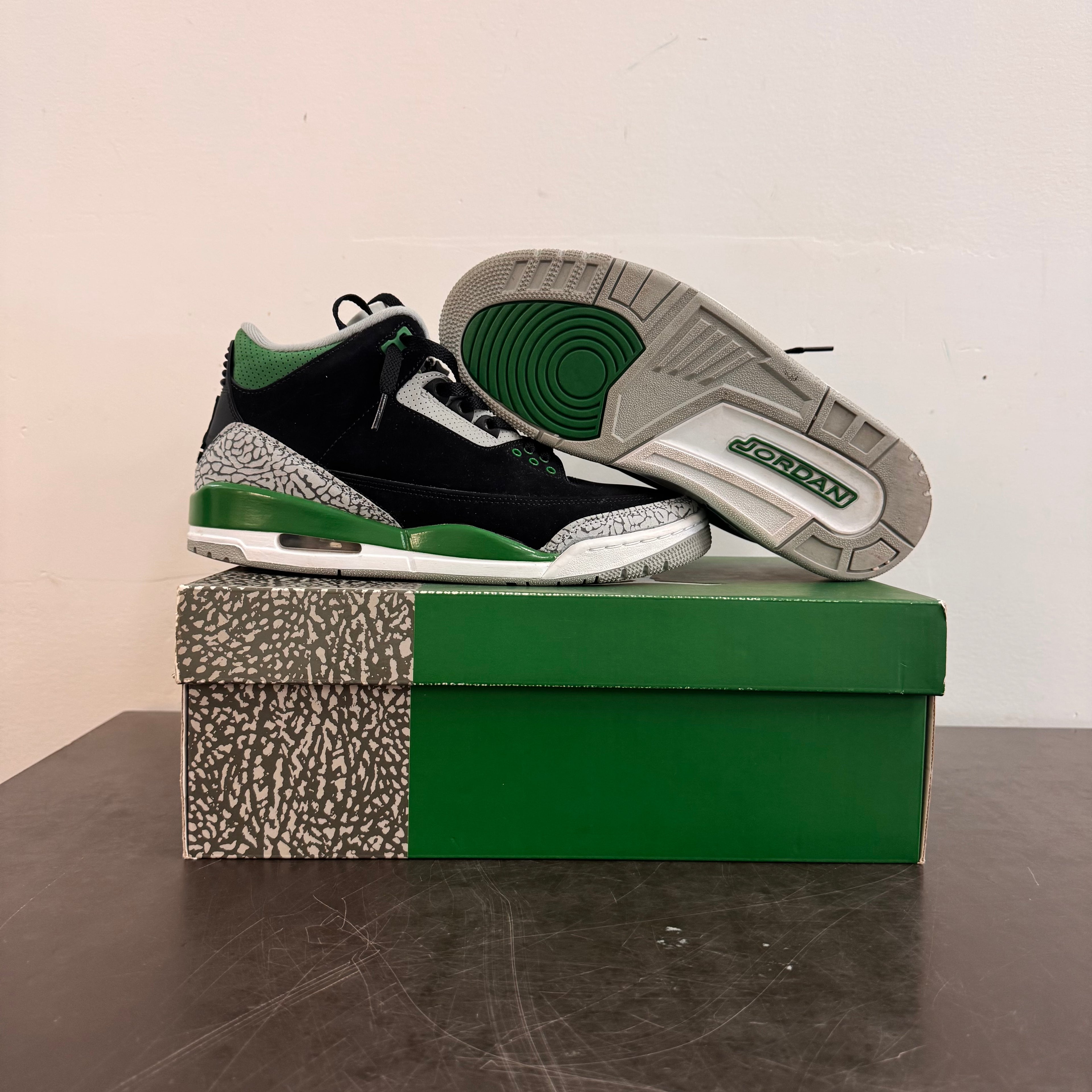 Air Jordan 3 Retro Black/Green cement