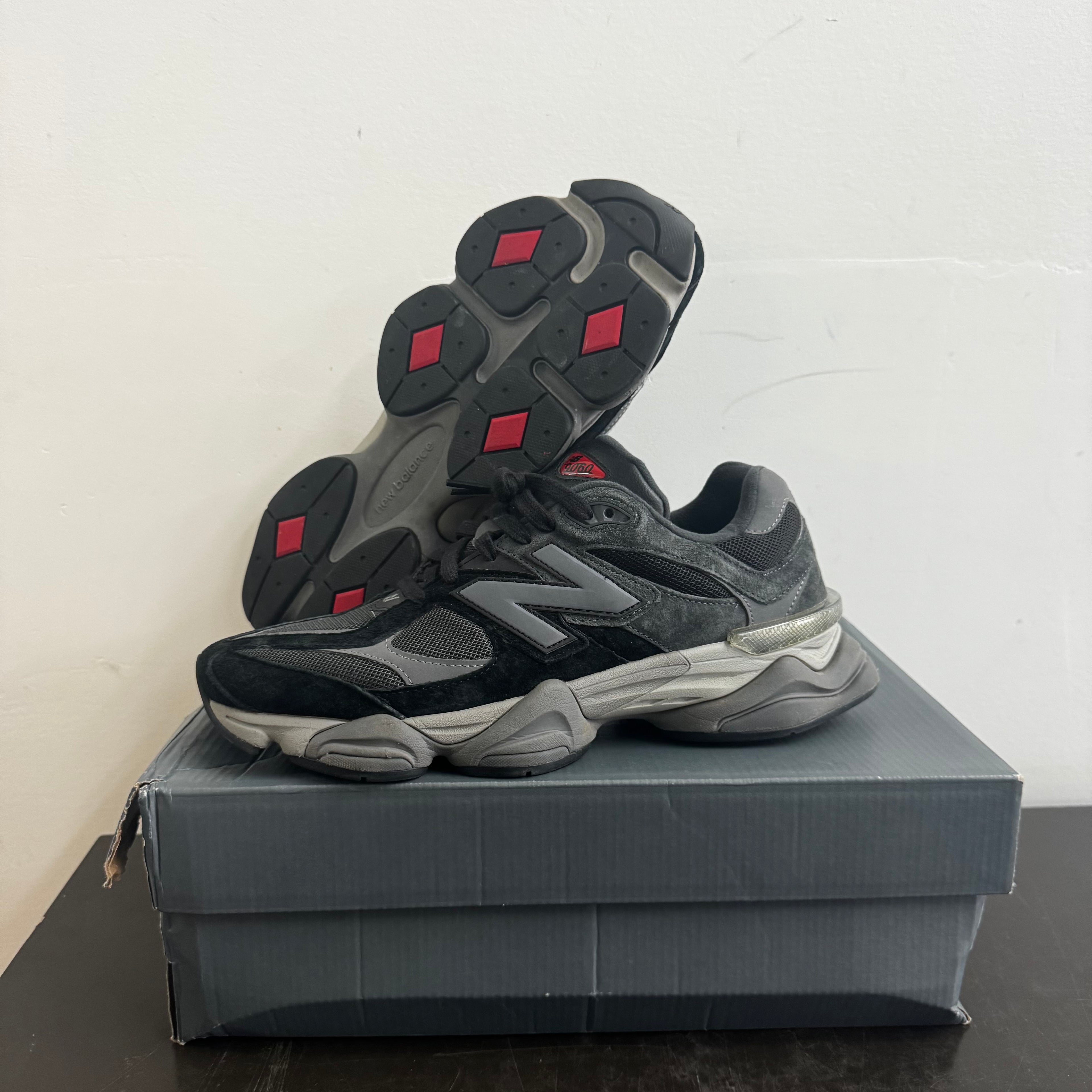 New Balance 9060 Black (11)