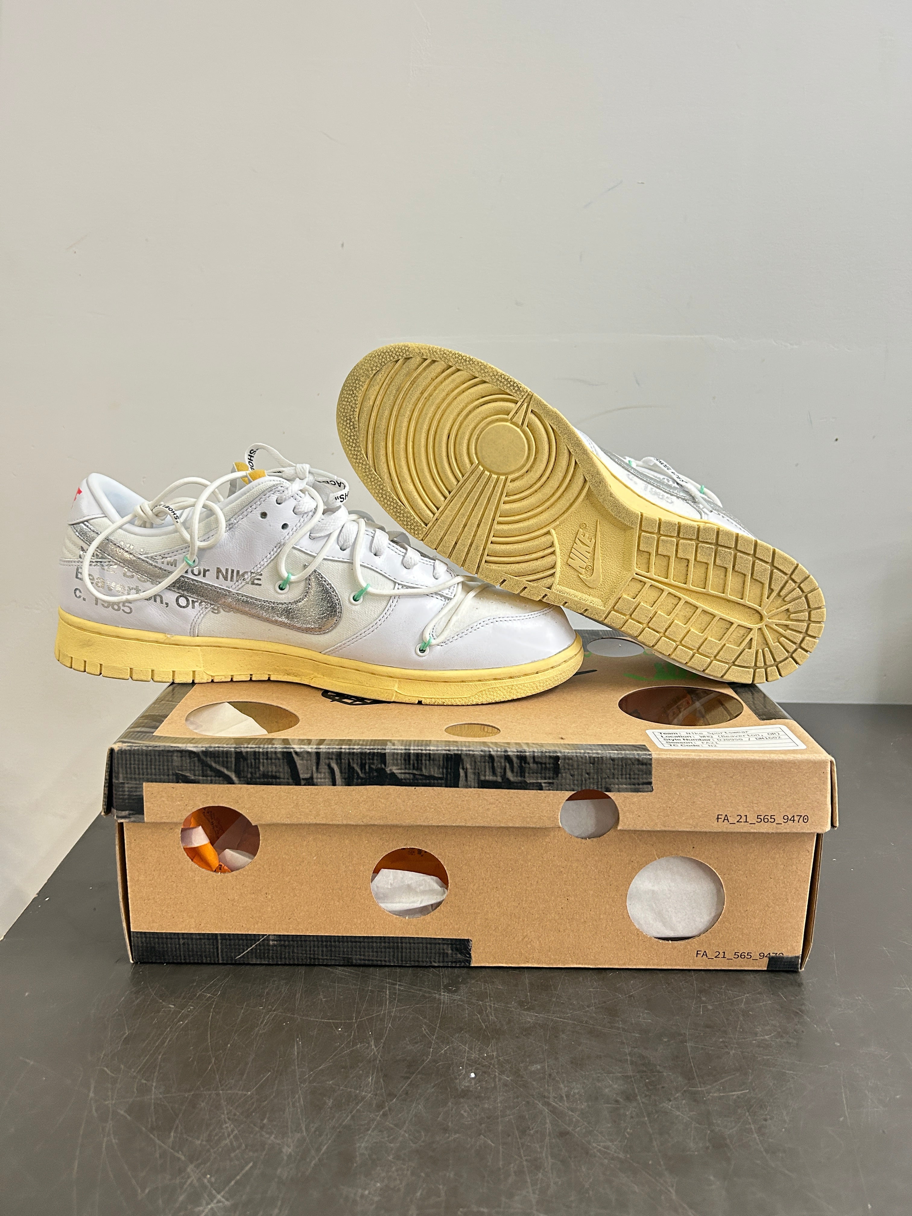 Off white x Nike Dunk “Lot 1” (13)