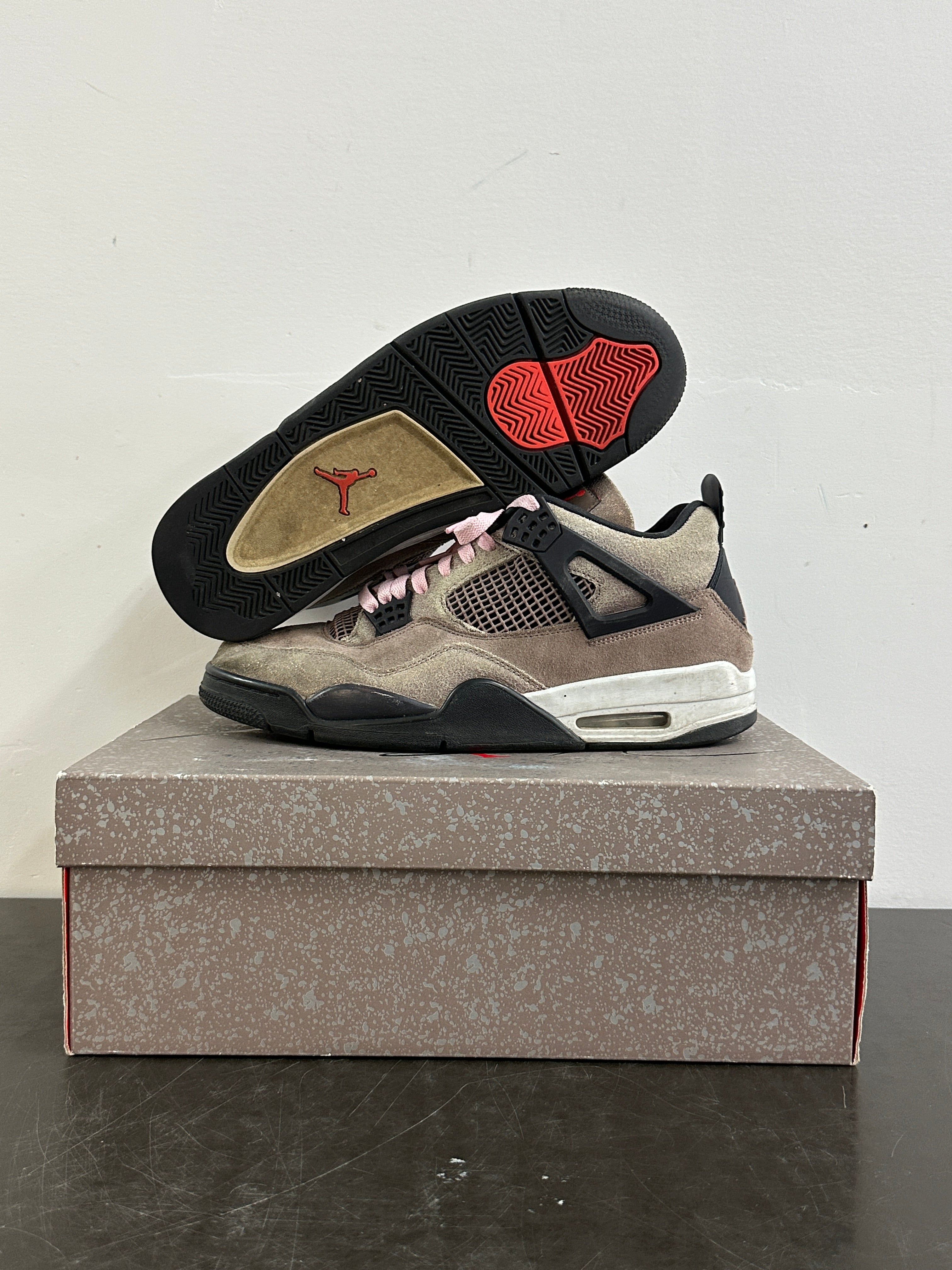 Jordan 4 “Taupe Haze”