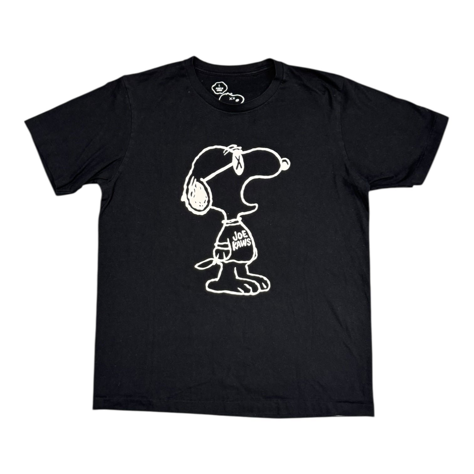 Kaws x Uniqlo Snoopy Black Tee