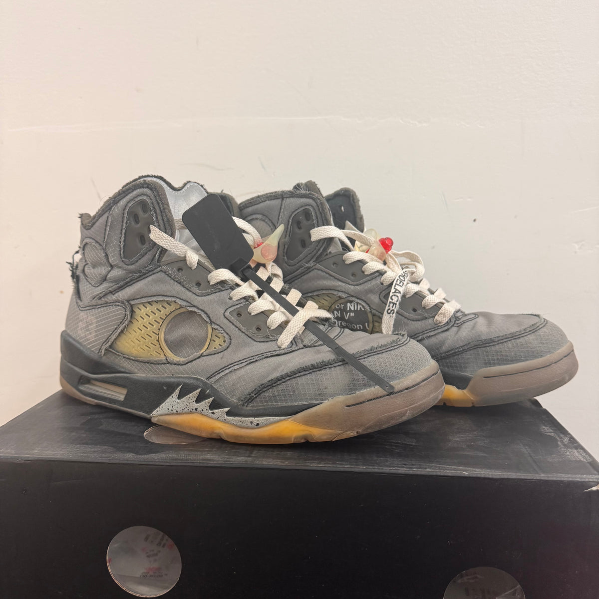 Jordan 5 Retro Off-White Muslin