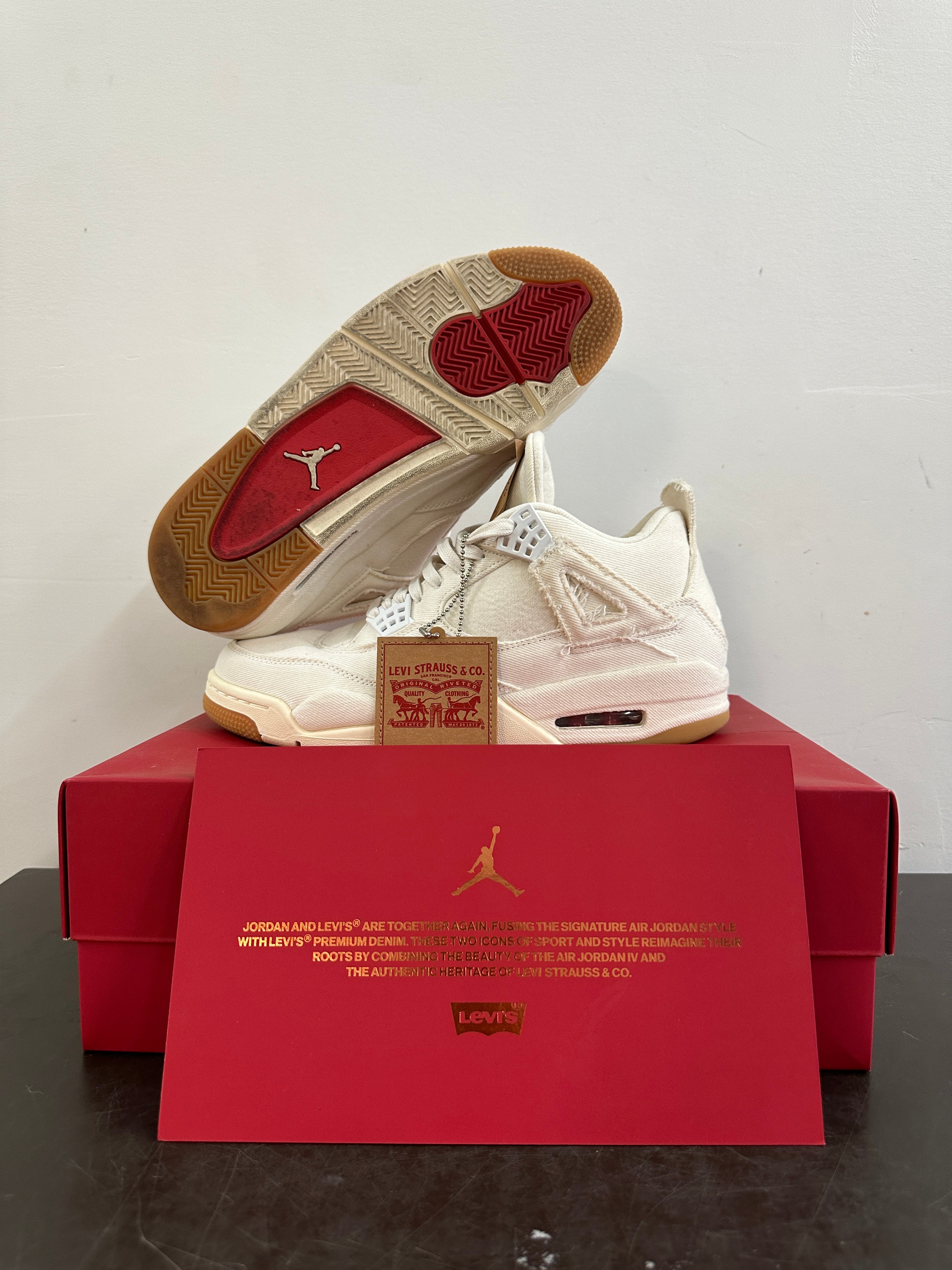 Levi’s X Jordan 4 (Levi’s White)