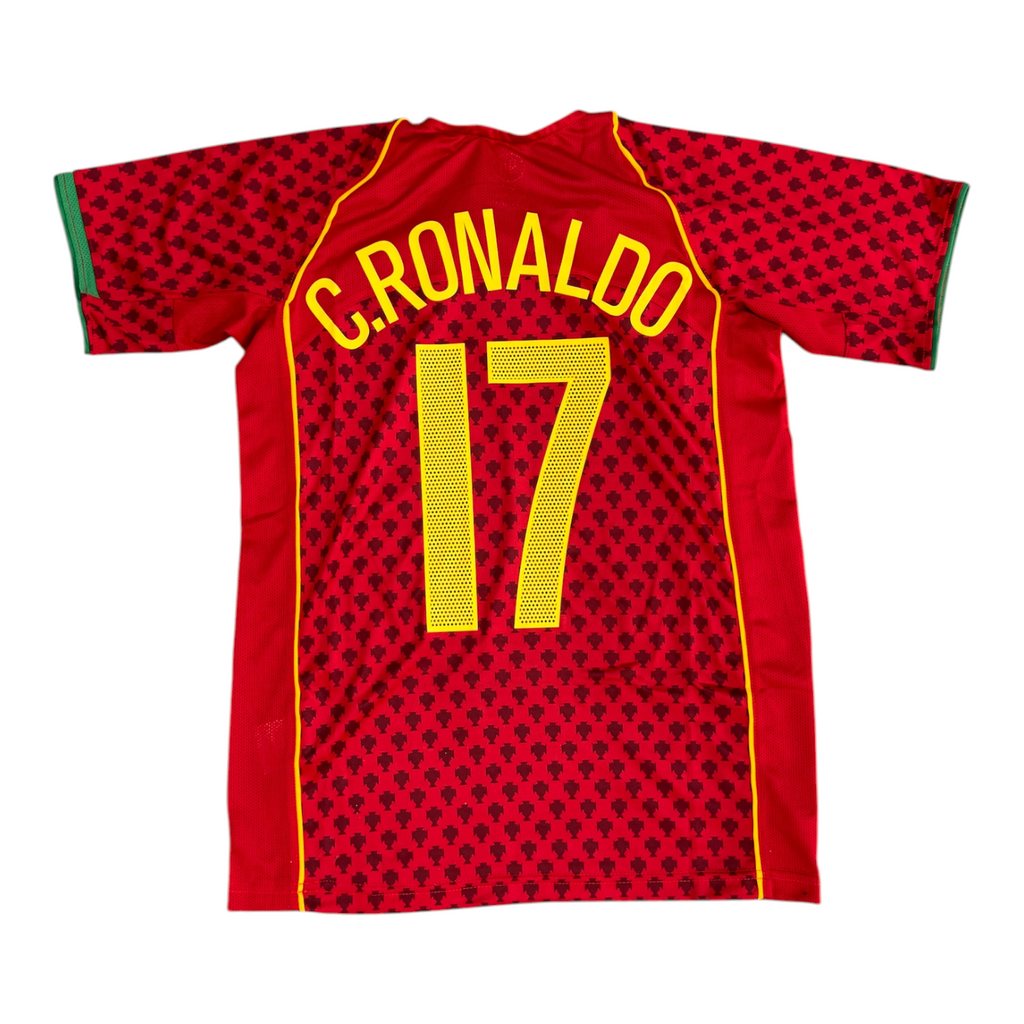 Portugal 04-05 Home Ronaldo