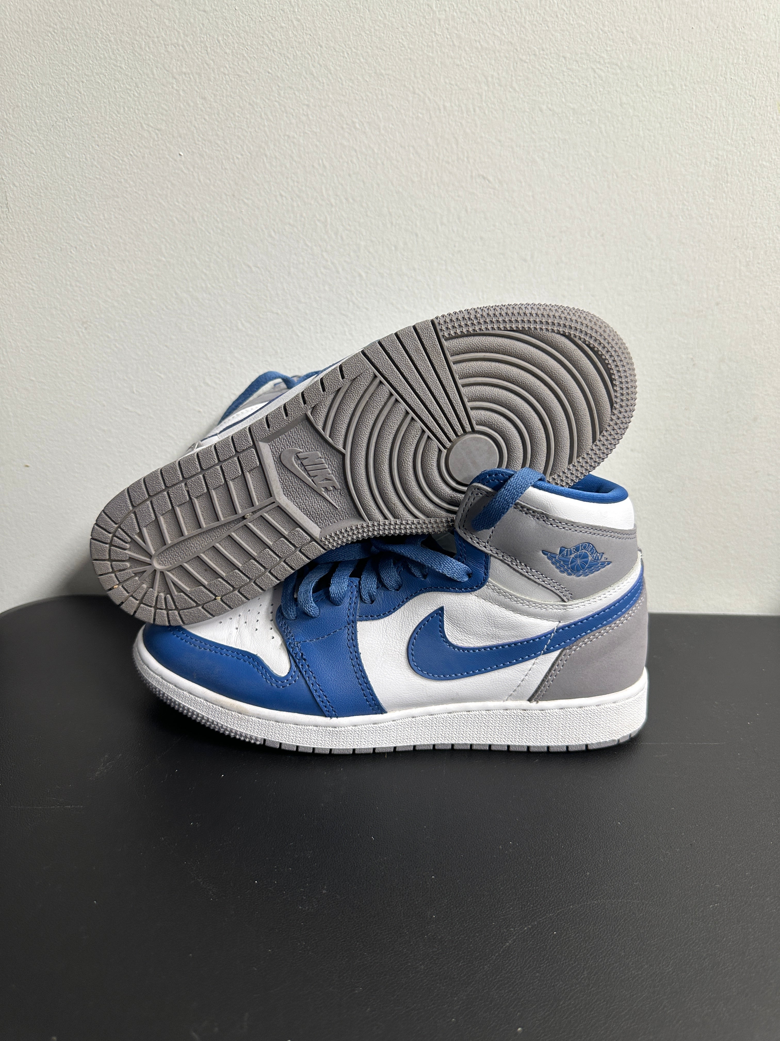 Jordan 1 True Blue