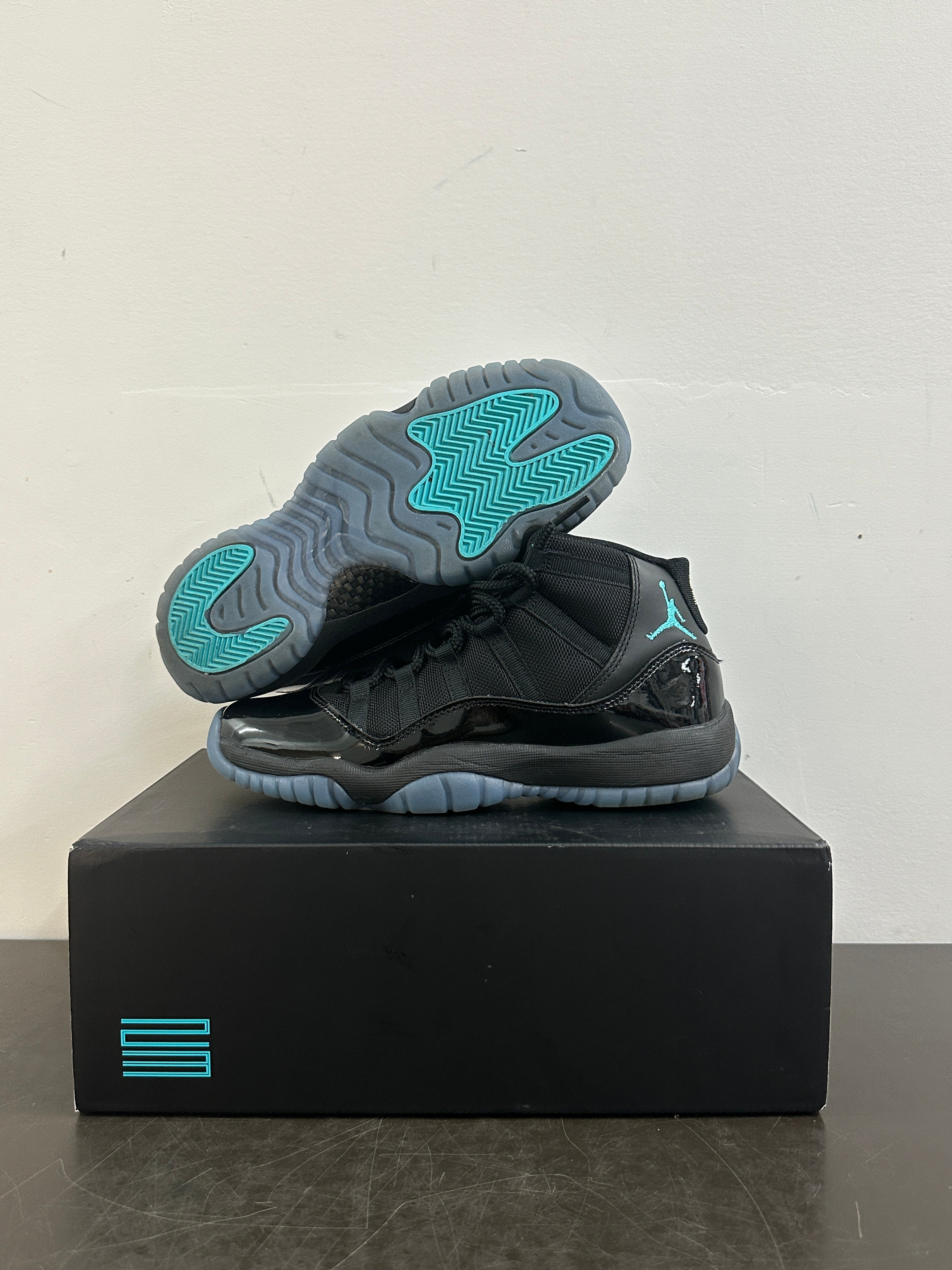 Jordan 11 “Gamma Blue”