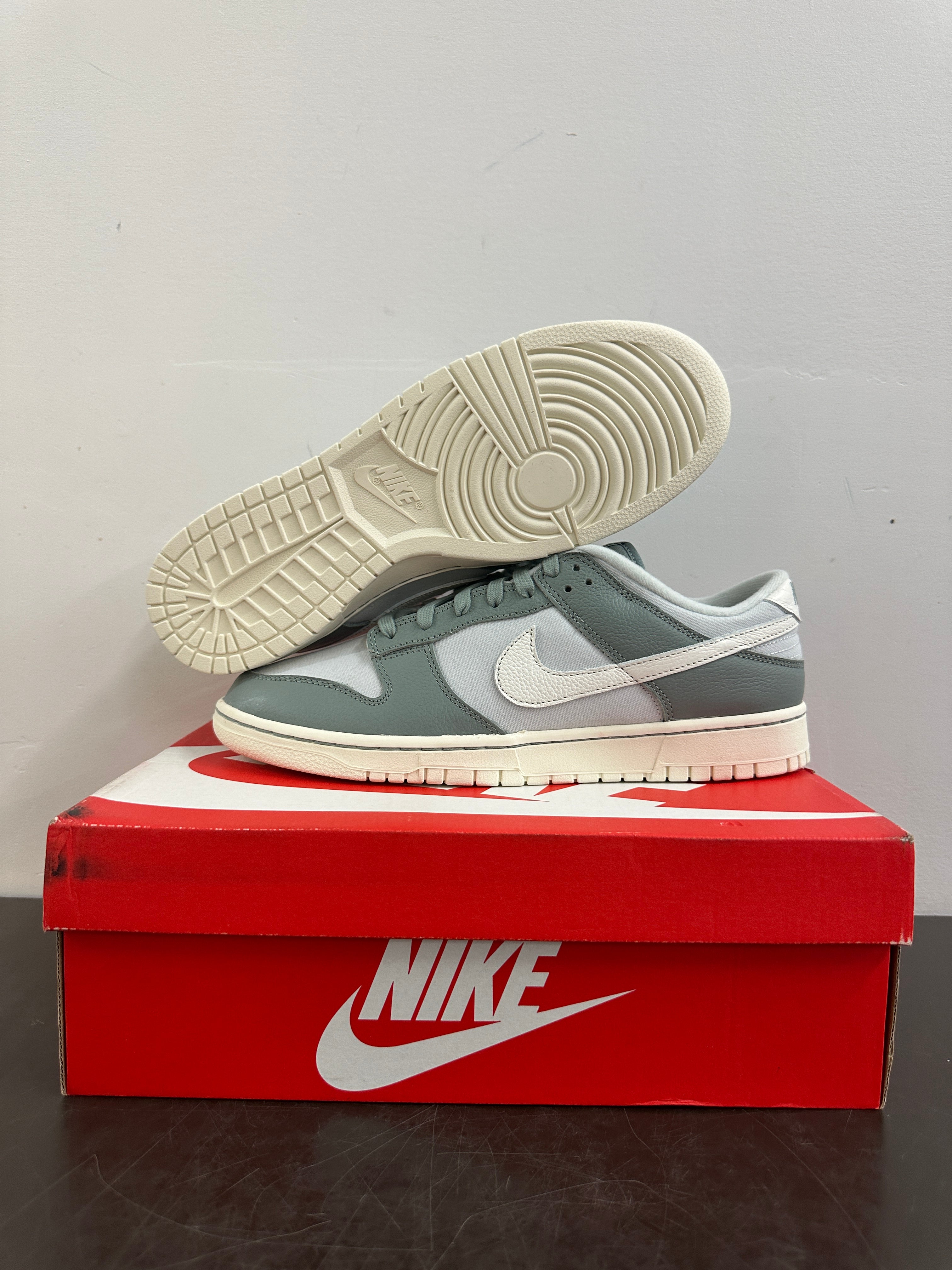Nike Dunk Low “Mica Green”