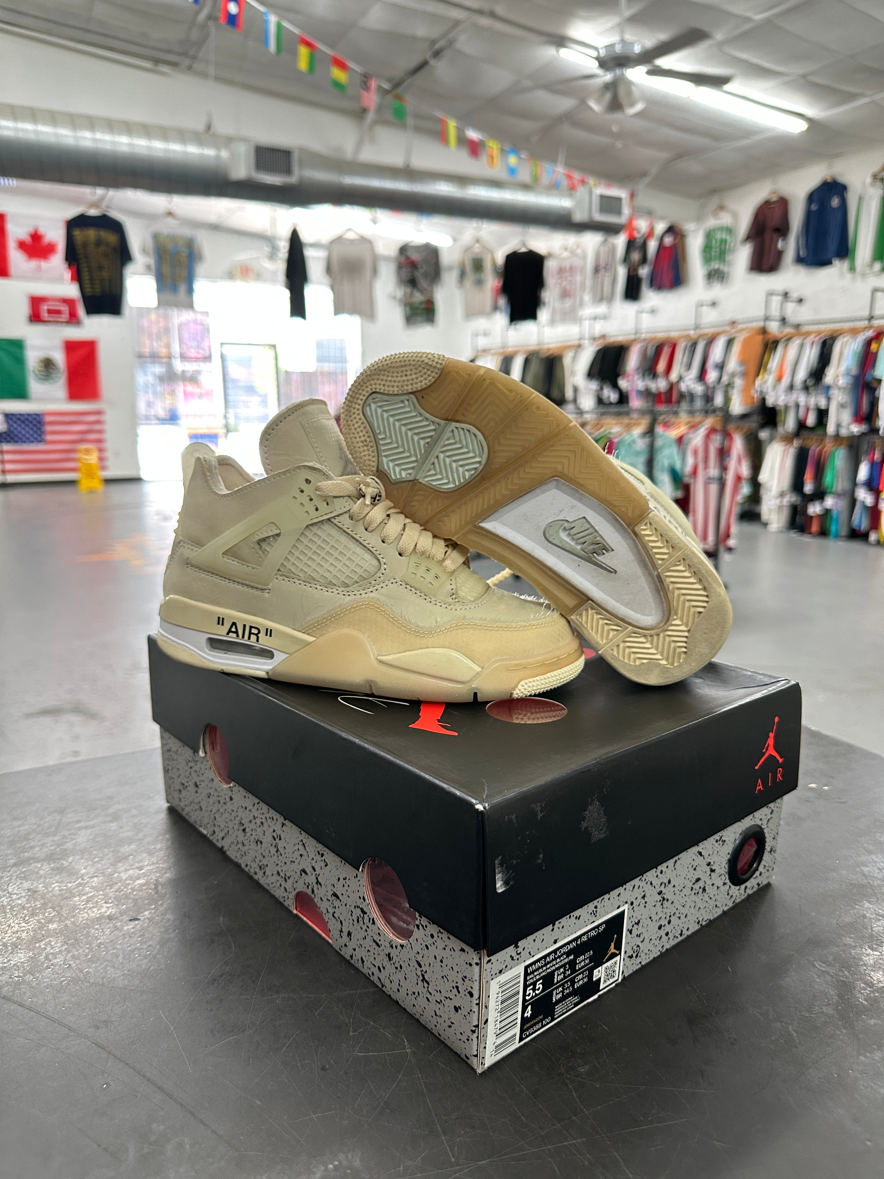 Jordan 4 x Off-White “Sail”