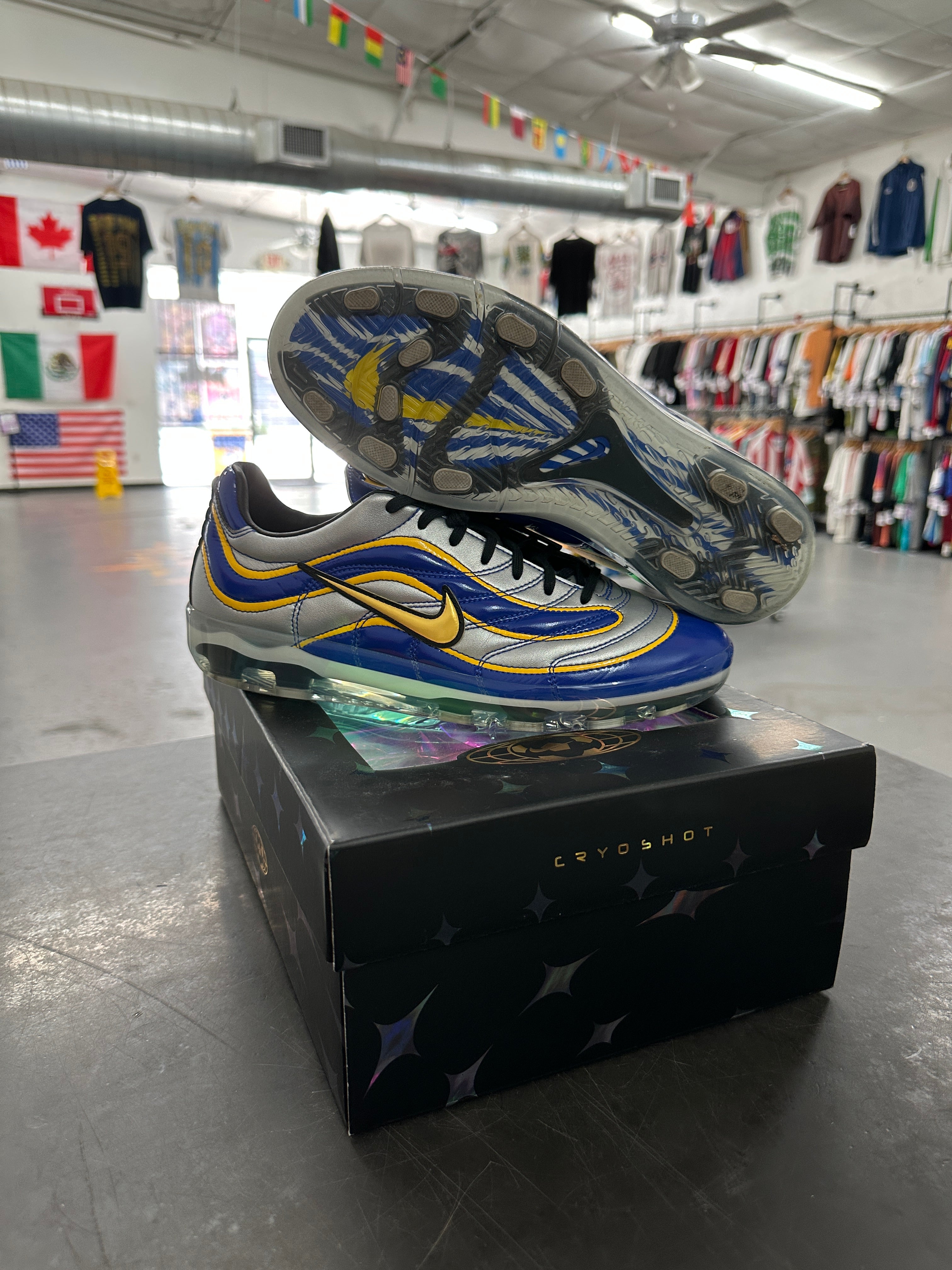 Nike Cryoshot Mercurial Vapor “Royal Metallic Silver Varsity Maize”
