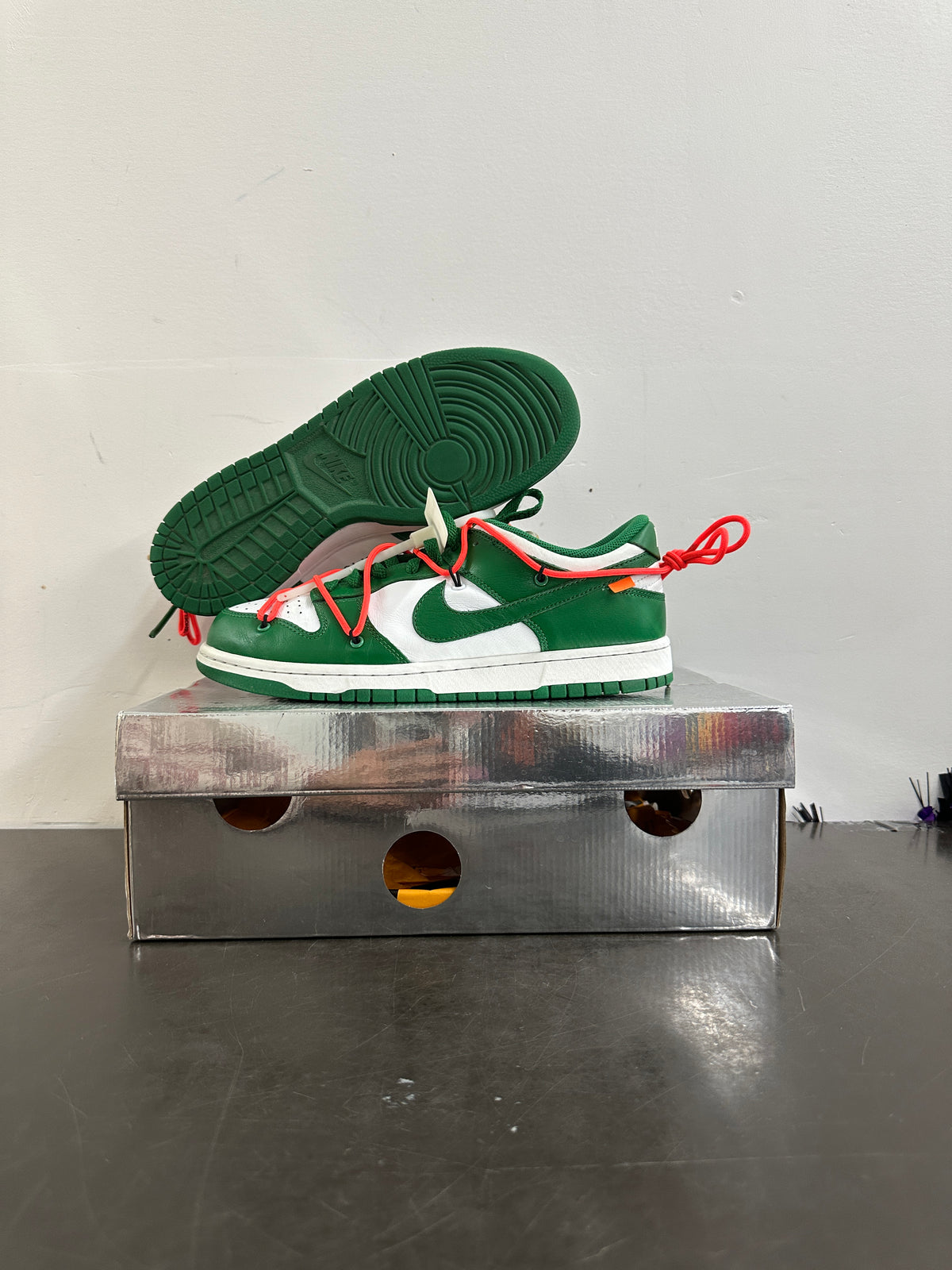 Nike x OFF WHITE Dunk Low Pine Green